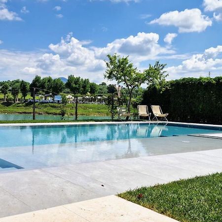 Sara Holiday Rentals Бардолино Екстериор снимка