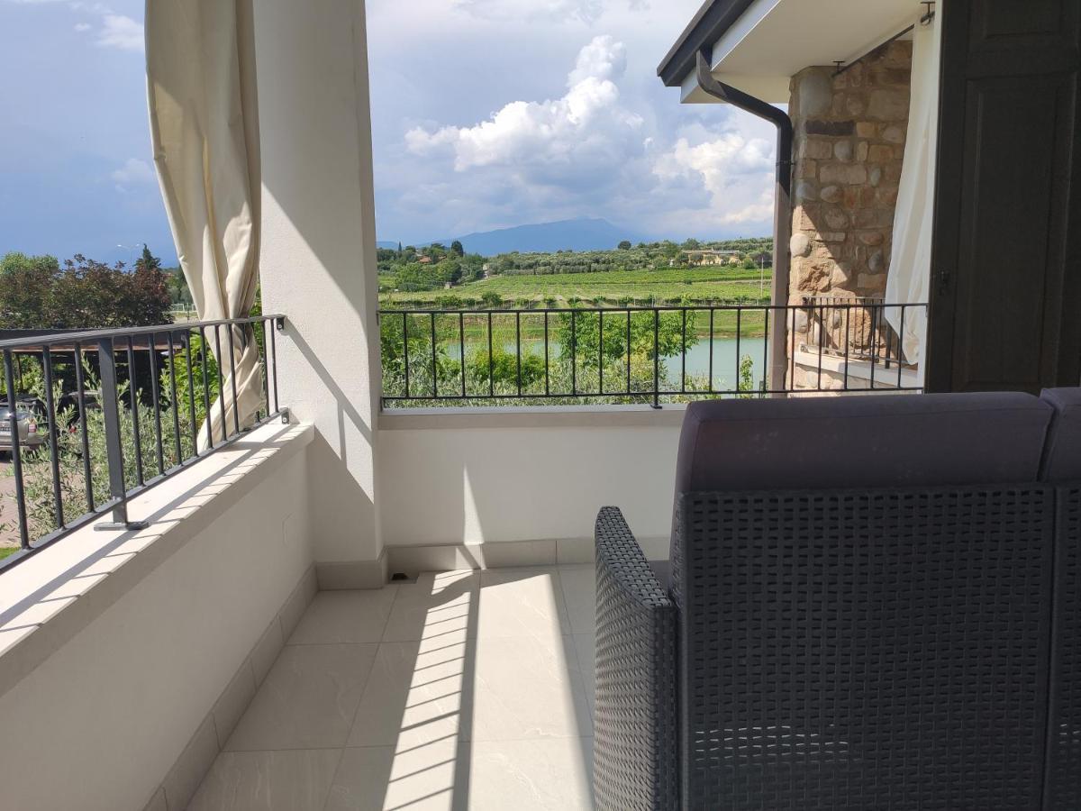 Sara Holiday Rentals Бардолино Екстериор снимка